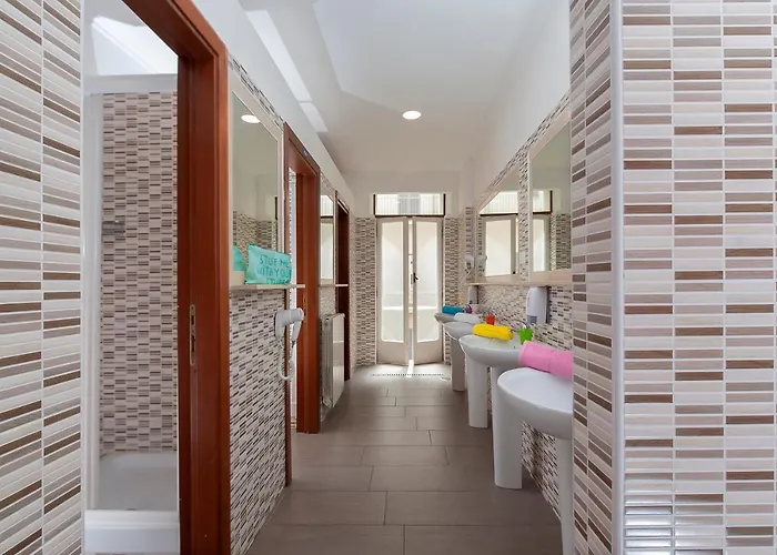 旅馆 Budget Des Arts *