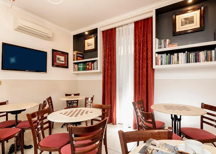 Budget Des Arts 旅馆 *