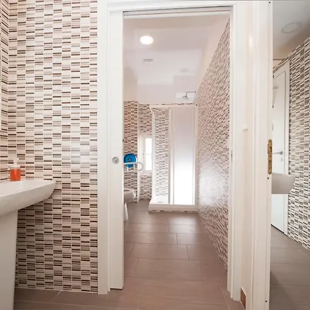 Budget Rooms Des Arts