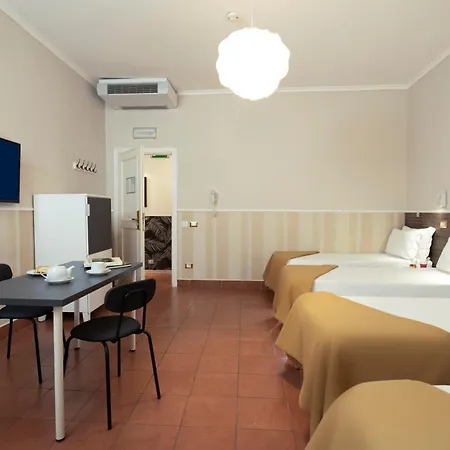 Budget Des Arts אכסניה